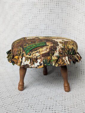 Vtg Crawford MCM Footstool Hassock Western Wagon Print Collingwood Ontario Ottom